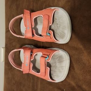 Columbia sandals size 13